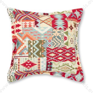 Μαξιλάρι διακοσμητικό boho κόκκινο και πράσινο σε μπεζ φόντο Μαξιλάρι διακοσμητικό boho κόκκινο και πράσινο σε μπεζ φόντο