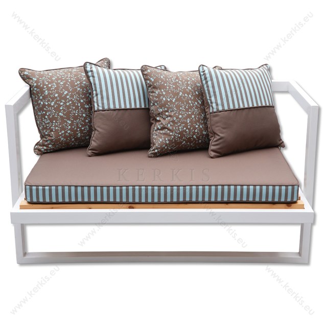 Μαξιλάρια καναπέ με διακοσμητικό περιμετρικό φιλέτο