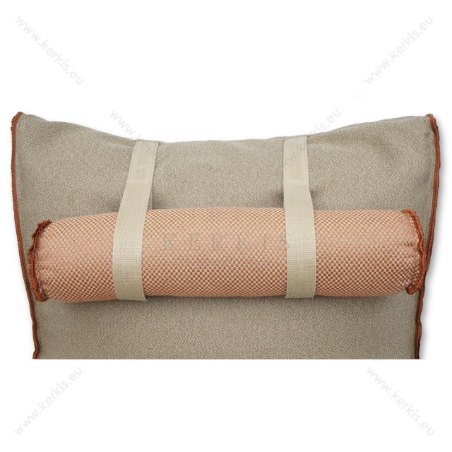 Προσκέφαλο στηριζόμενο με ιμάντες, μετακινείται ή αφαιρείται από το πουφ εύκολα.