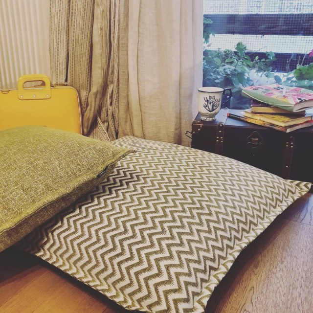 Μαξιλάρες δαπέδου "Λυδία" σε μεγάλη ποικιλία χρωμάτων και σχεδίων για να ταιριάζουν στο δικό σας χώρο