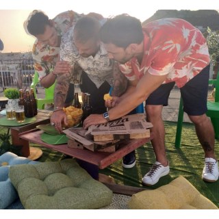 Μαξιλάρι δαπέδου βεραμάν ρόμβοι, με διακοσμητικά κουμπιά Μαξιλάρι δαπέδου βεραμάν ρόμβοι, με διακοσμητικά κουμπιά