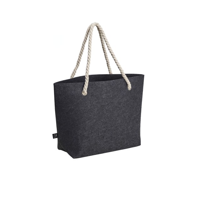 Cielo
Μεγάλη τσάντα από τσόχα με φαρδύ πάτο και χερούλια από σχοινί σε φυσικό χρώμα.
100% ανακυκλωμένος πολυεστέρας. Διαθέσιμη σε δύο αποχρώσεις του γκρι.
Διαστάσεις: 46*32+13εκ.