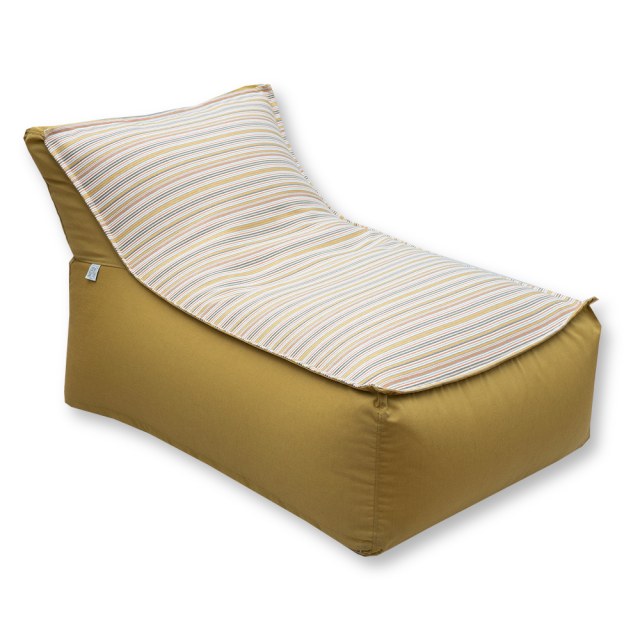 Πουφ "Άτλας" με κίτρινο ύφασμα και ξεχωριστό ριγέ σχέδιο, κατασκευασμένο από την Kerkis Tailormade Comfort για κάθε εξωτερικό ή εσωτερικό χώρο