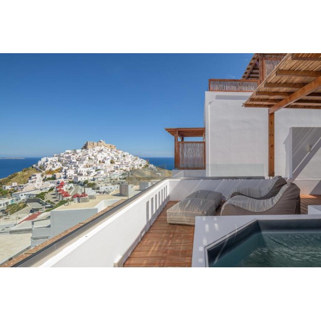 Beanbag Nireas seat in a combination of outdoor fabrics