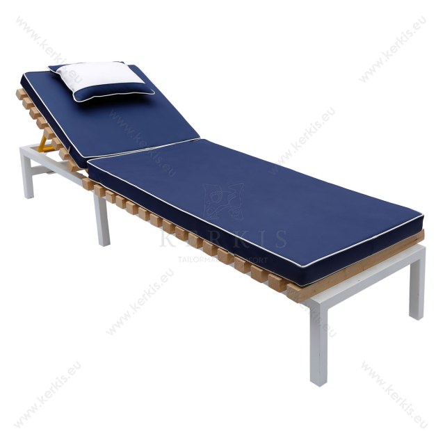 Στρώμα Ξαπλώστρας με Δερματίνη M.P.O.. Σε 7εκ πάχος και μπλε χρώμα με περιμετρικά διακοσμητικό λευκό φιλέτο. Δέσιμο με ιμάντες και κορδόνια.