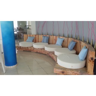 Στρογγυλά μαξιλάρια καναπέ κατά παραγγελία, από την Kerkis Tailormade Comfort